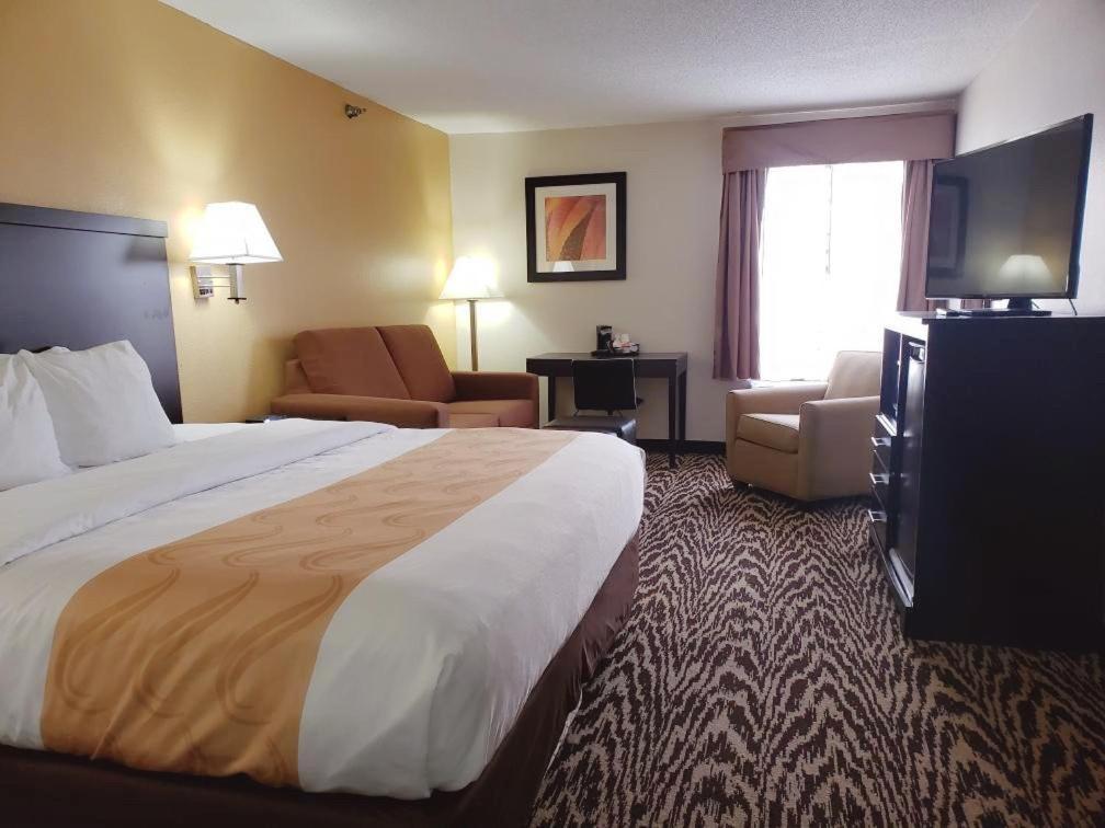 Quality Inn & Suites Clemmons I-40 Eksteriør billede