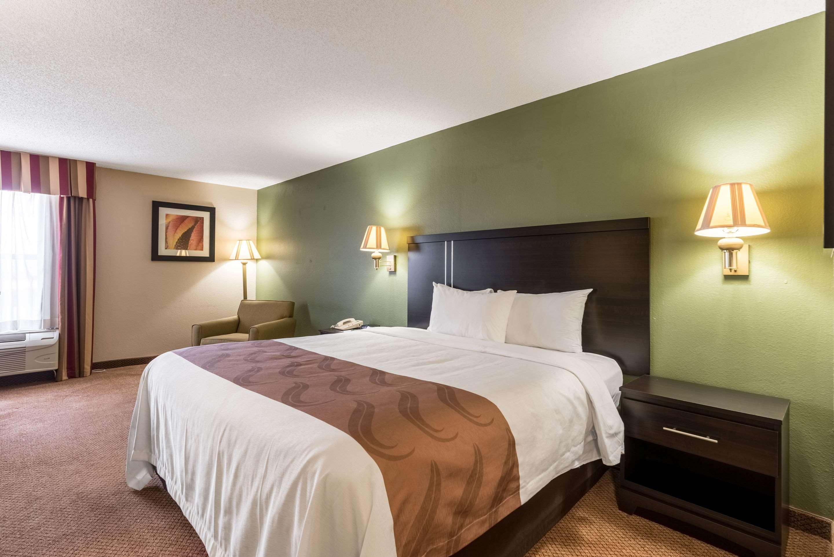 Quality Inn & Suites Clemmons I-40 Eksteriør billede