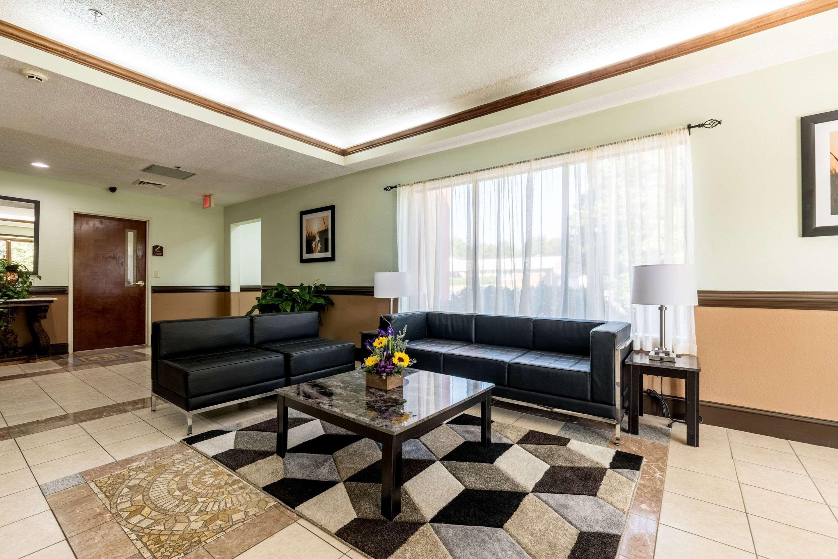 Quality Inn & Suites Clemmons I-40 Eksteriør billede