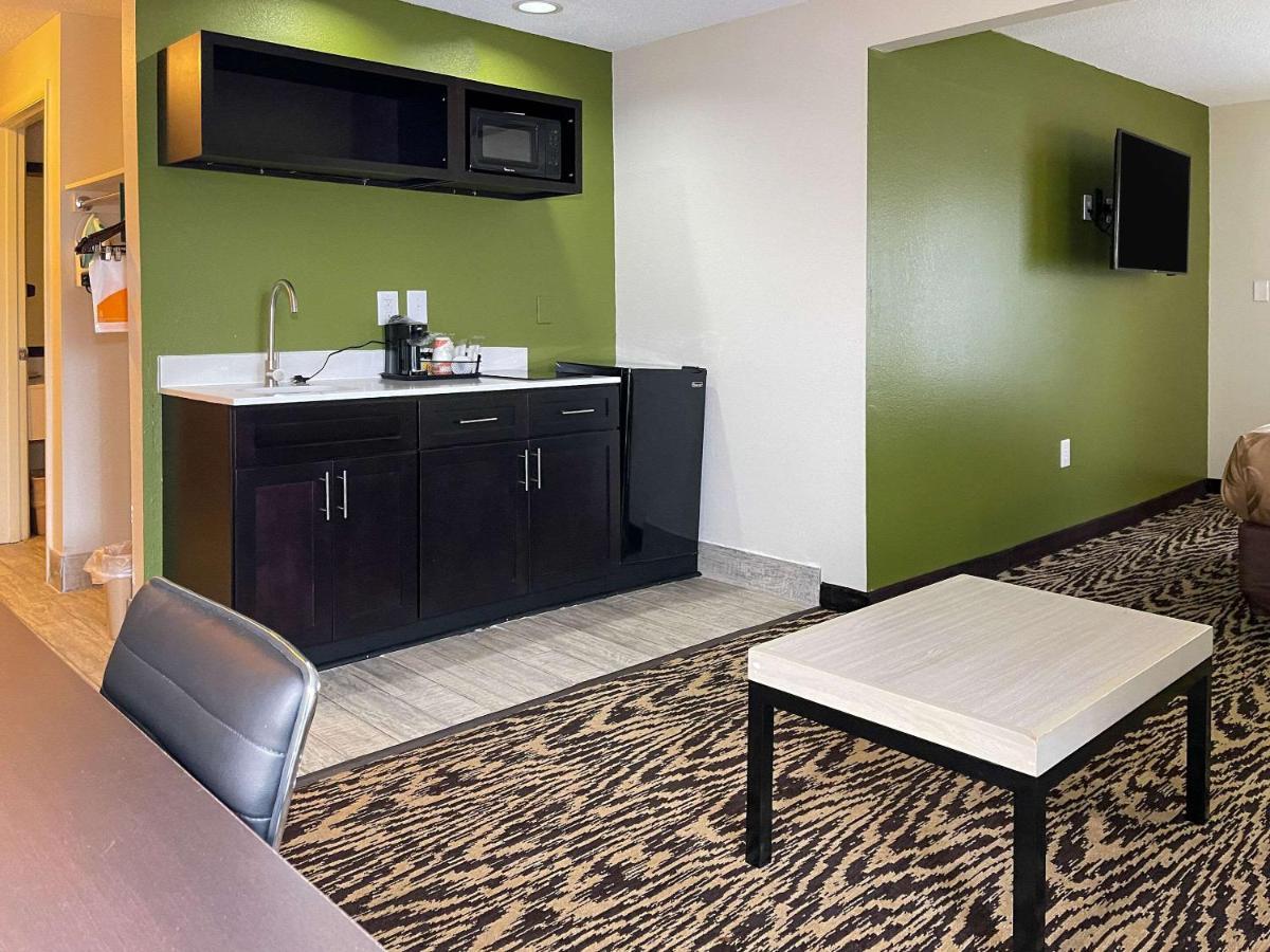 Quality Inn & Suites Clemmons I-40 Eksteriør billede