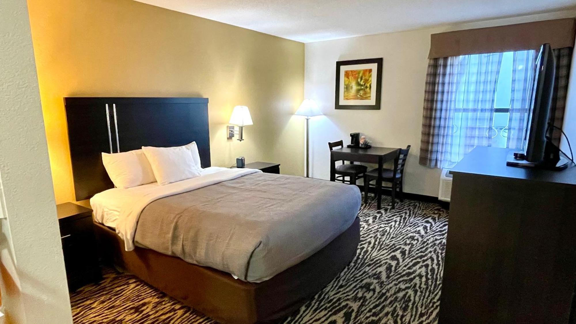 Quality Inn & Suites Clemmons I-40 Eksteriør billede